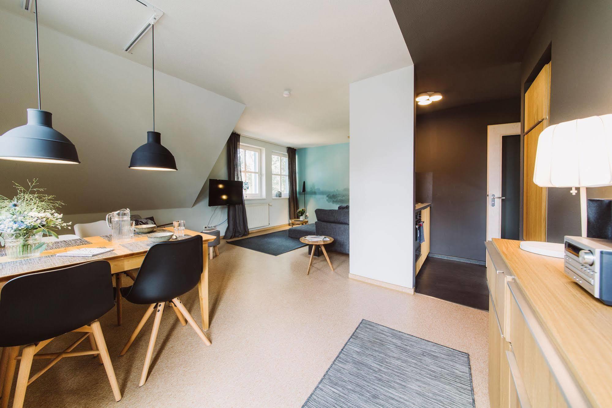 ヴィークHaus Am Schilfアパートメント エクステリア 写真